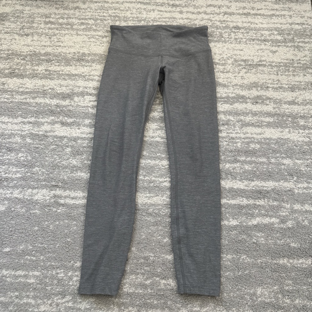 Lulu leggings nulu. Size 4 tailored for a 25.5 inch inseam. Soft and buttery
